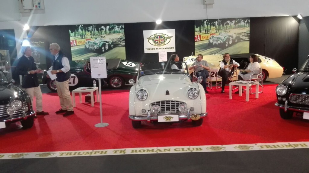 triumph-tr-roman-club-auto-moto-d-epoca-1